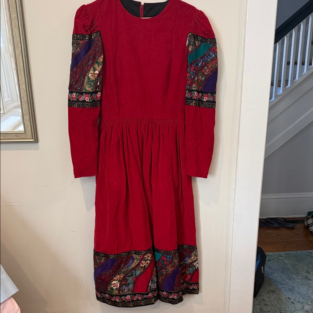 Elegant Red Long Sleeve Dress with Patterned Accents